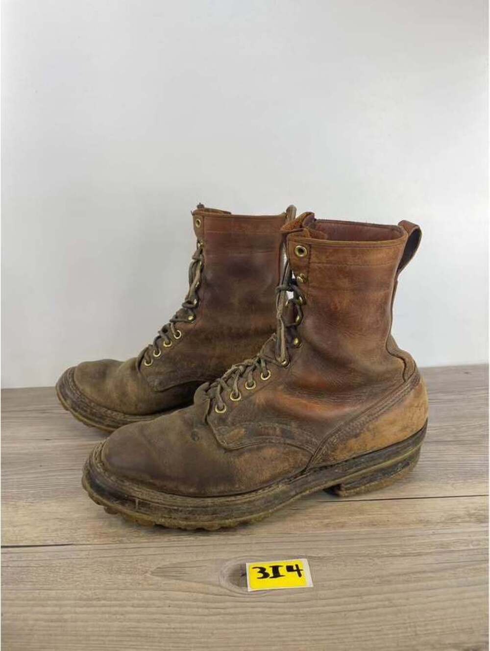 White’s Boots Vintage Leather Logger Work Boots Brown Men’s 9E USA Vibram